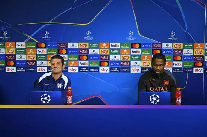 HTH华体会体育数据 | 实时比分+历史战绩